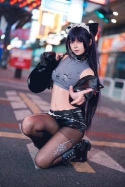 @月定_ 在女仆咖啡厅工作也不错呢(o^^o) cos cosplay nikke 胜利女神nikke 胜利女神cos
