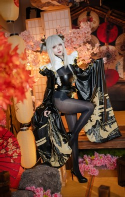 dy@绛南学姐ovo 白兔布兰儿 二次元 一种很新的cosplay cos 胜利女神nikke