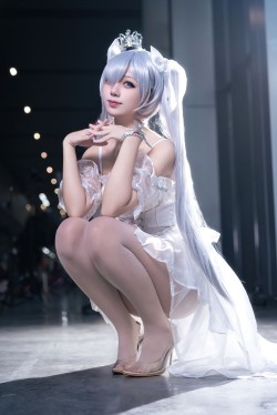 @月定_ 灰姑娘我好喜欢你啊… cosplay nikke 灰姑娘 nikke胜利女神 cos
