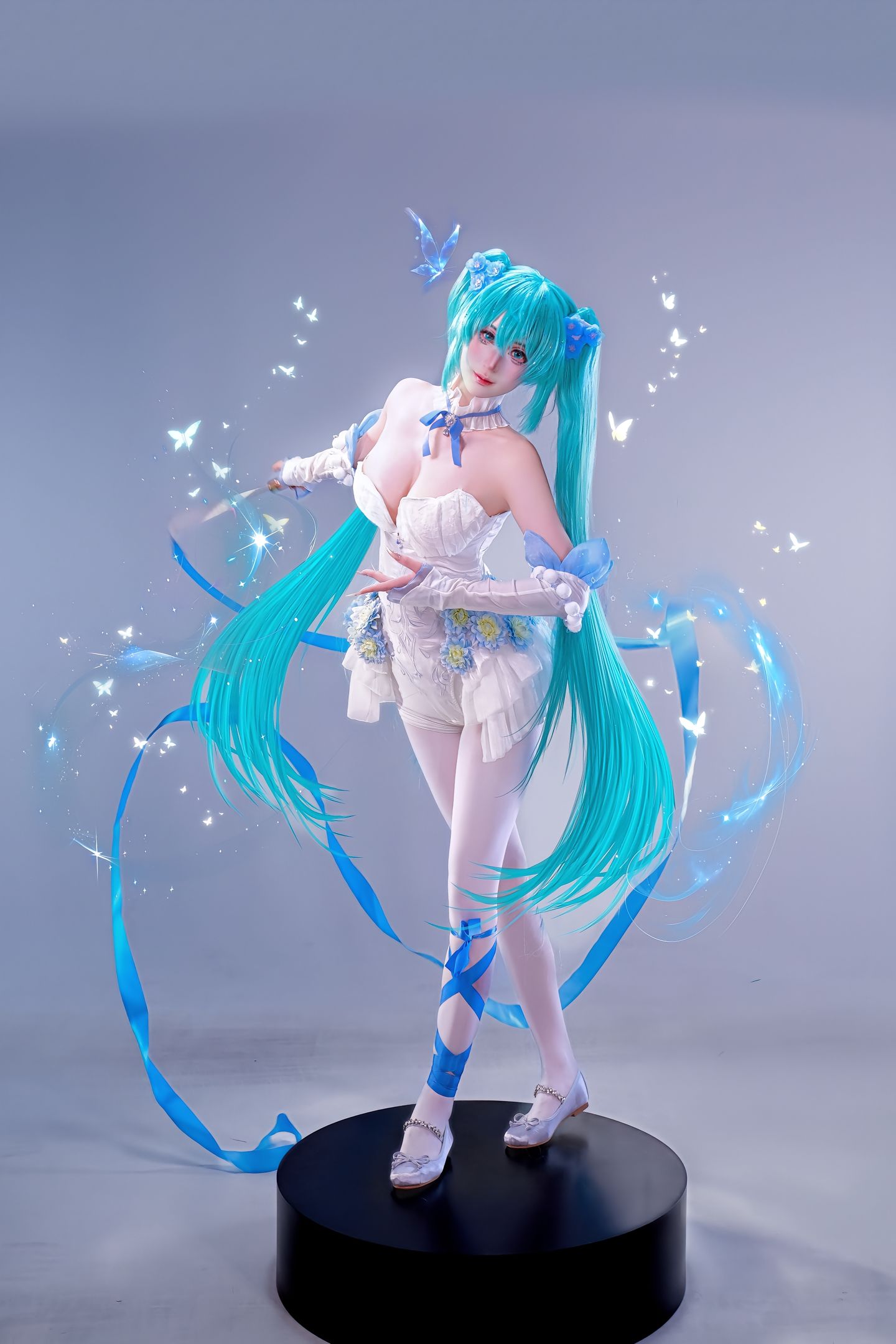 @乖乖0ⅴ0 📷@墨耀不会拍照呀 初音未来 手办 cos 二次元 萌妹子