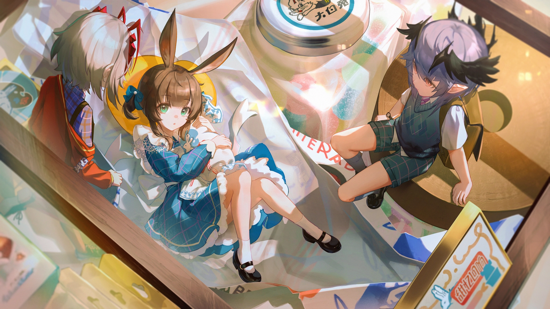 围裙_明日方舟_弓_棕色头发_兔耳_兔女郎_糖果裙_灰色头发_绿色眼睛_萝莉_男性_衬衫_短发_短裤_袜子_翅膀_腕带