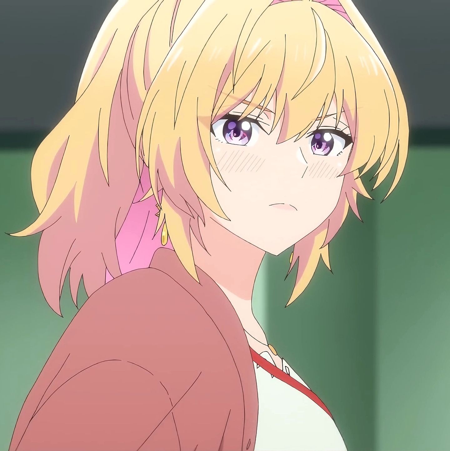 二次元动漫高清头像 笨拙之极的前辈