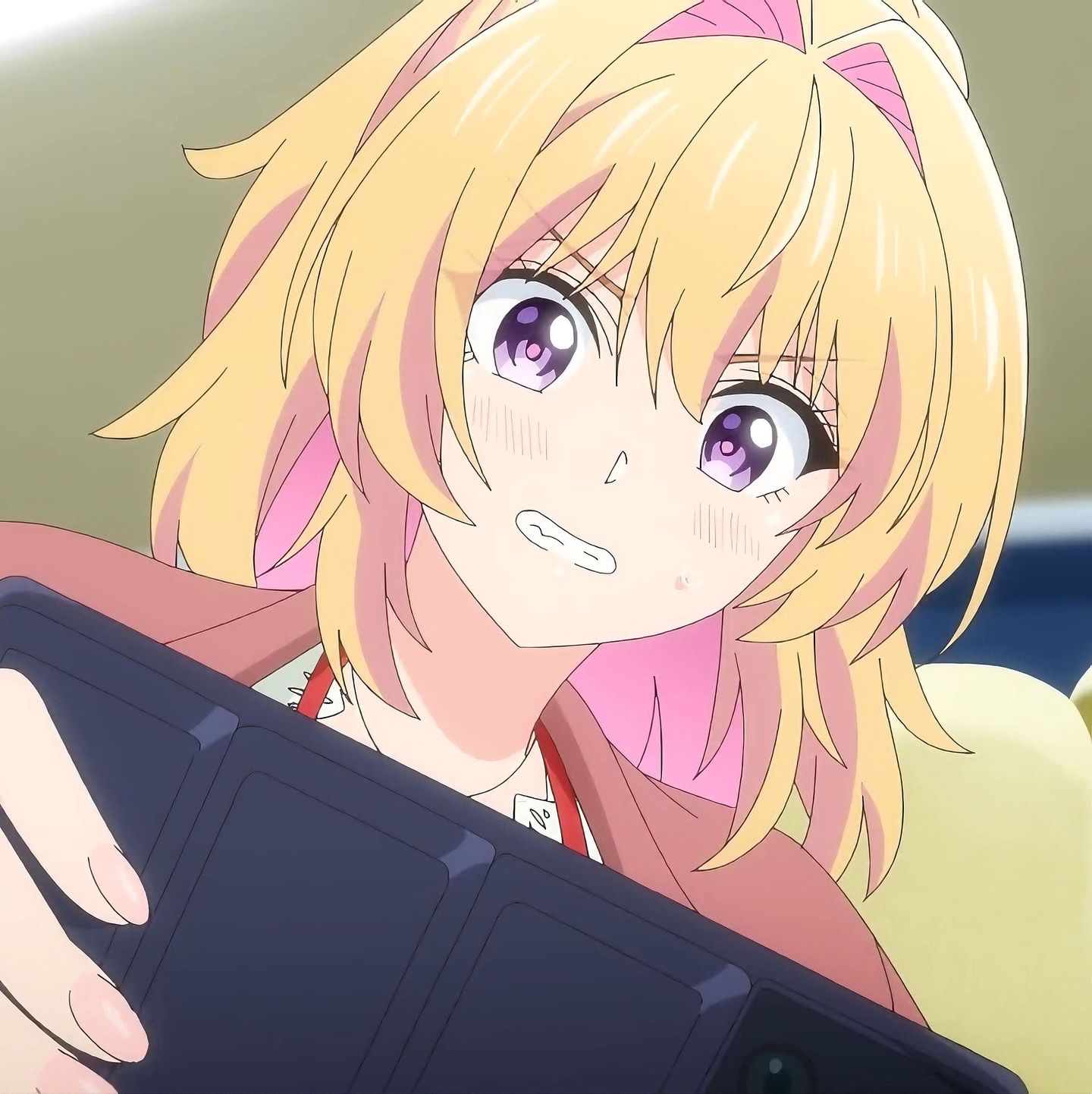 二次元动漫高清头像 笨拙之极的前辈